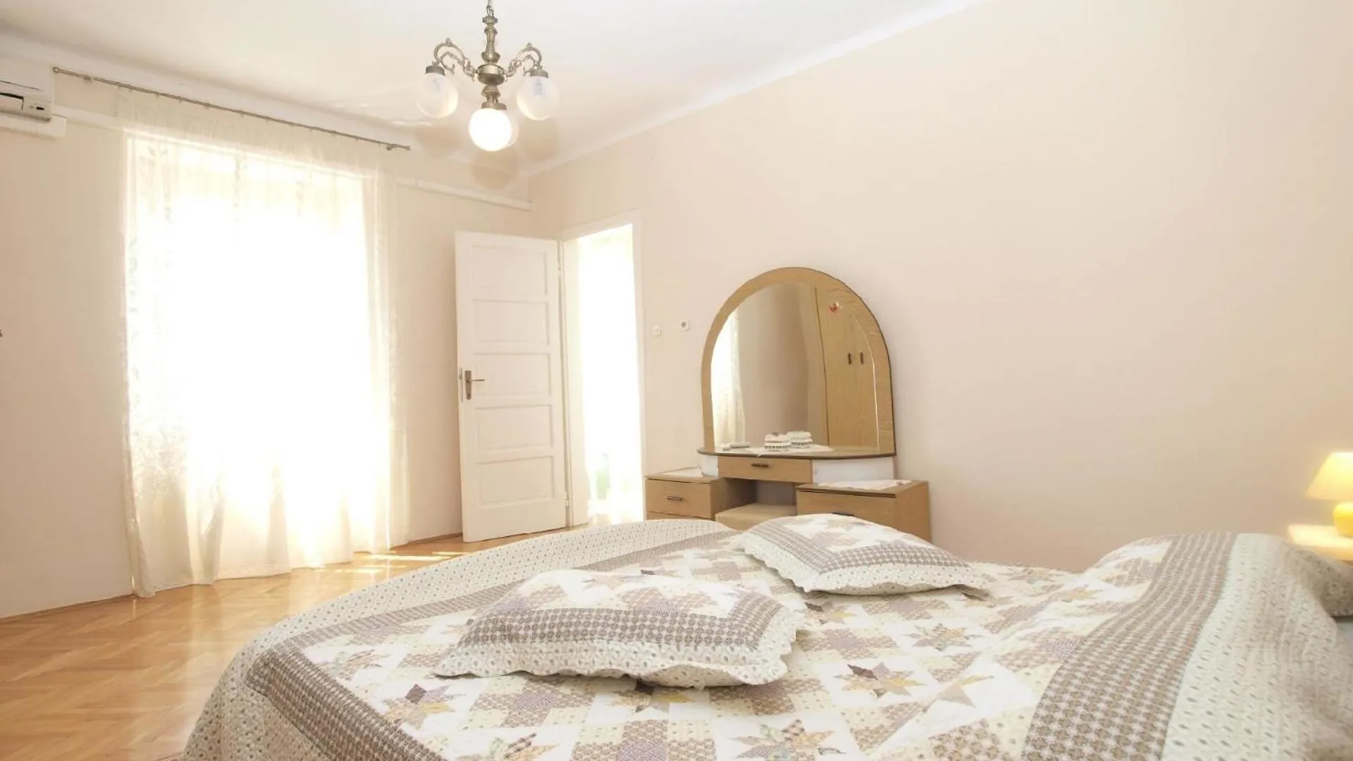 Apartamento Ferienwohnung Fuer 6 Personen Ca 75 Qm In Valtura, Istrien Suedkueste Von Istrien Croacia